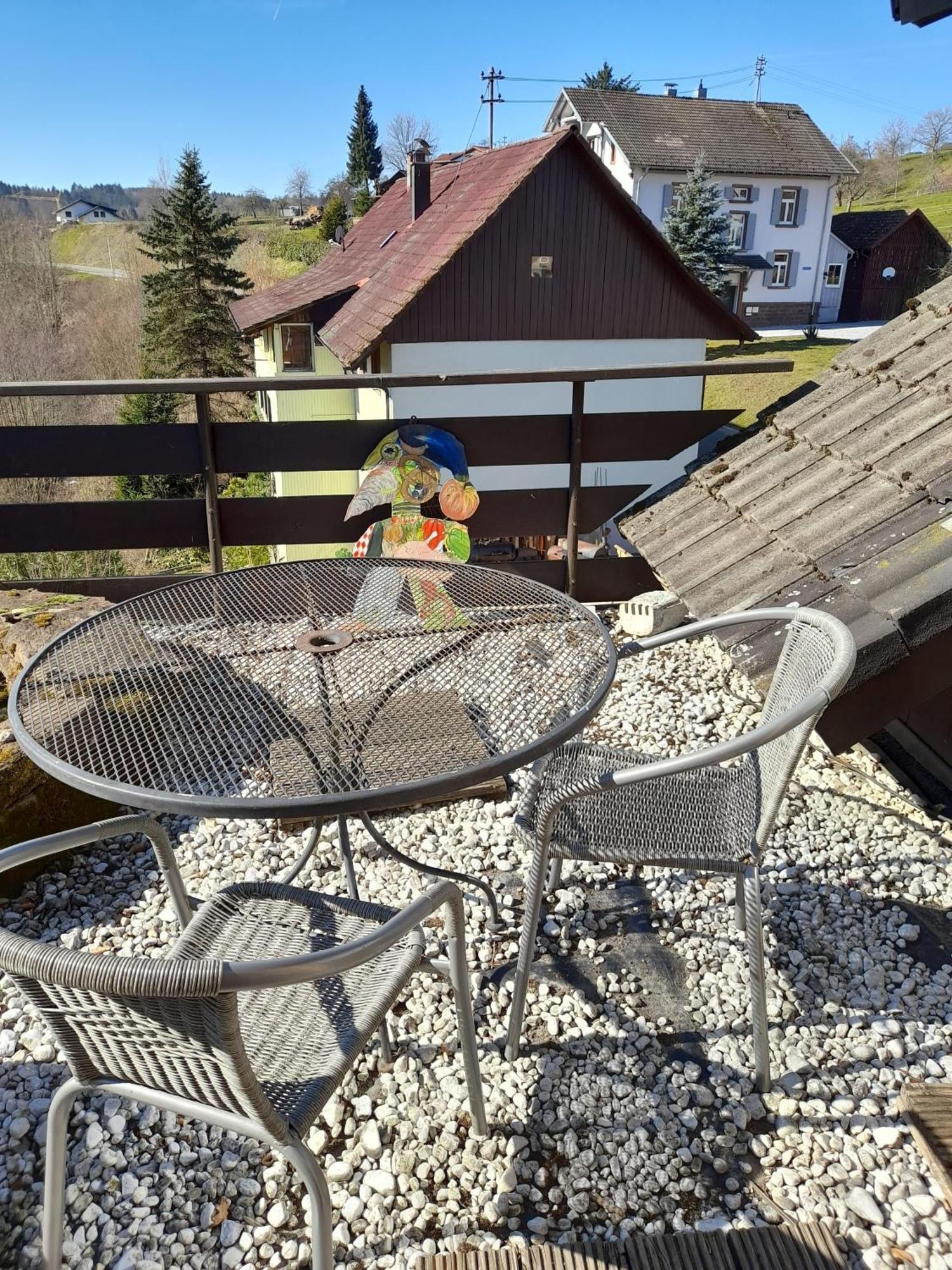 Erdmannshoehle Hasel Im Suedschwarzwald Hotel Exterior photo